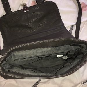 Side body messenger bag